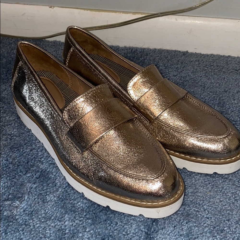 Gold oxfords